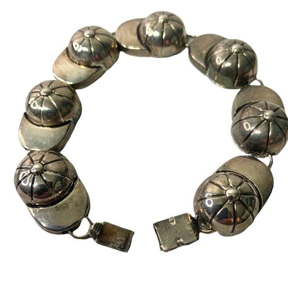 Softball Baseball Cap Metal Silvertone Bracelet Jewelry Gift Vintage Best Marked - Picture 1 of 5